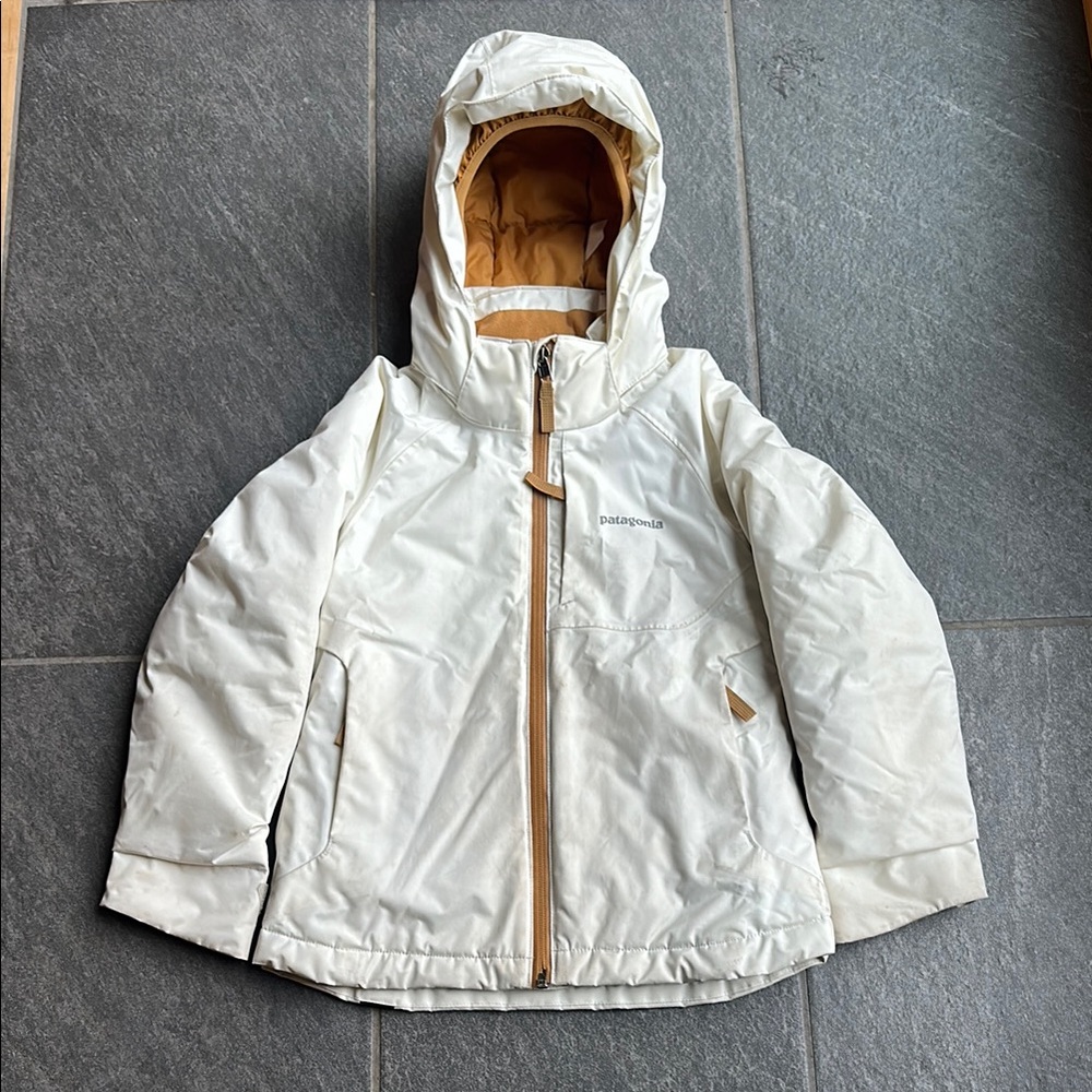 Youth Patagonia White/ Tan Jacket with Quilted Insulation